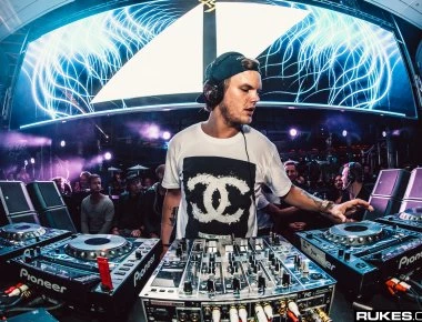 «Βόμβα» από την οικογένεια του Avicii: «Ο Τιμ αυτοκτόνησε»